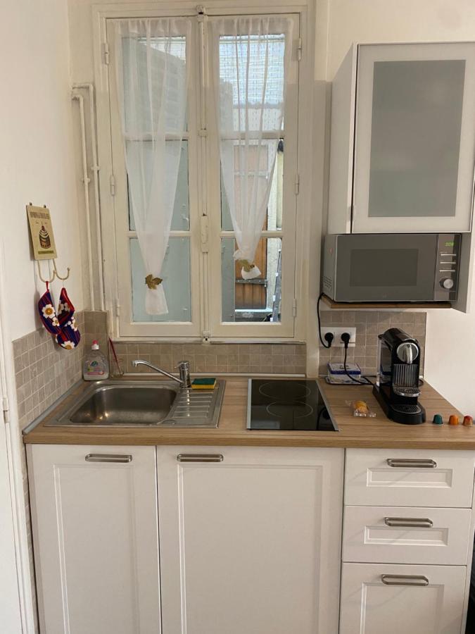 Cosy, Charming Apartment With Courtyard Paris Eksteriør billede